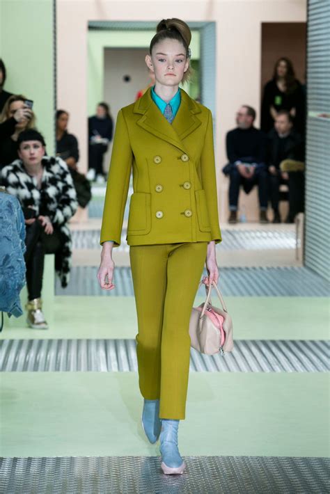 pellicce prada 2015|Prada RTW Fall 2015 .